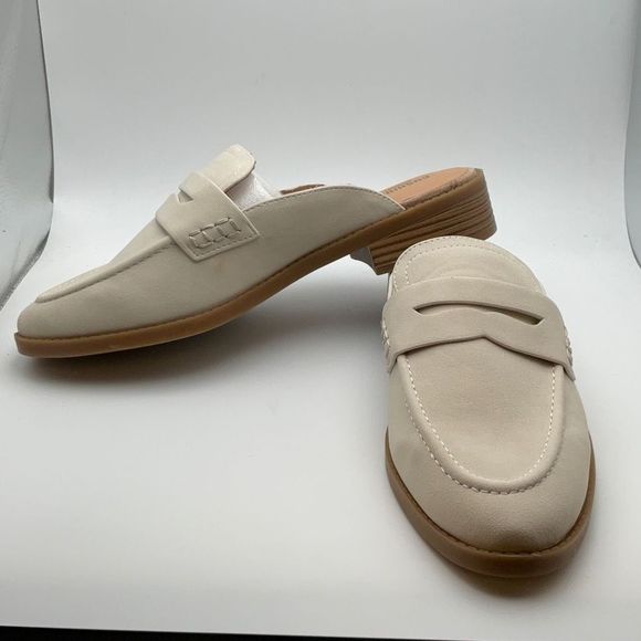 CUSHIONAIRE Women's Slip On Mule SIZE 8 WIDE - Picture 7 of 8